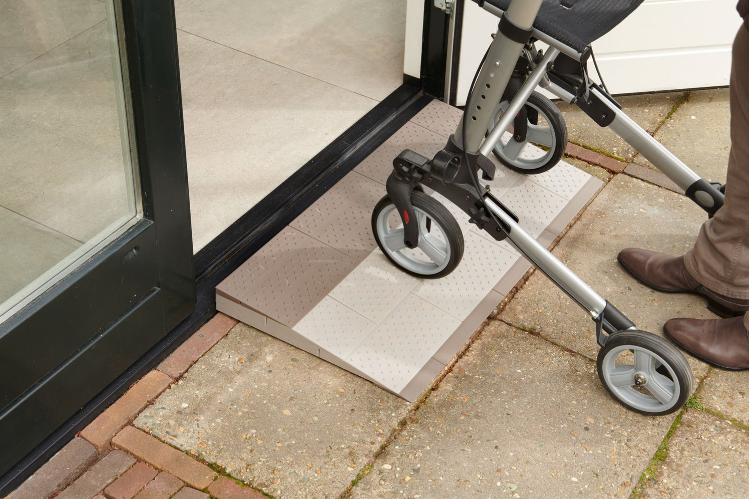 SecuCare Aide au seuil modulaire