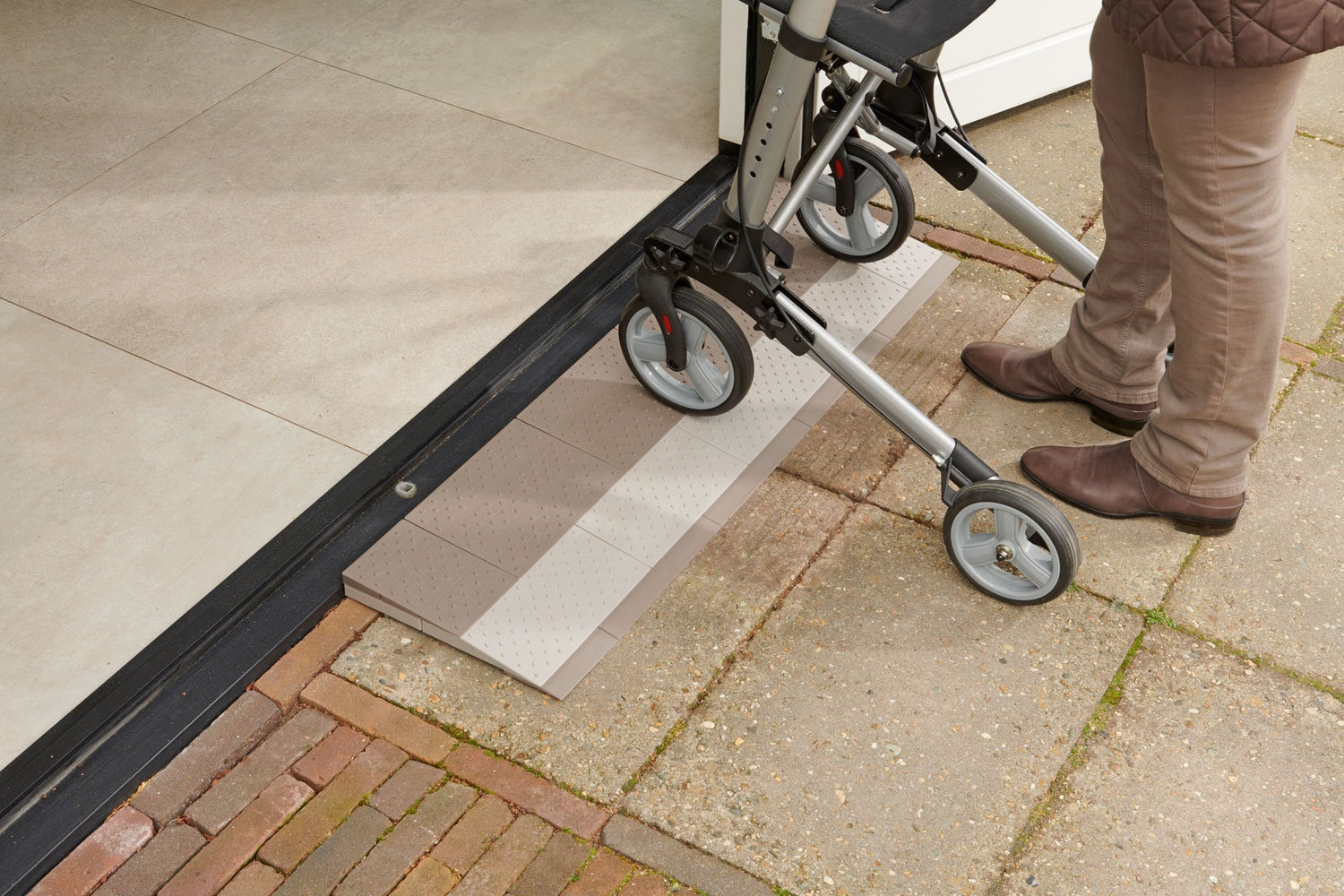 SecuCare Aide au seuil modulaire set d'élargissement