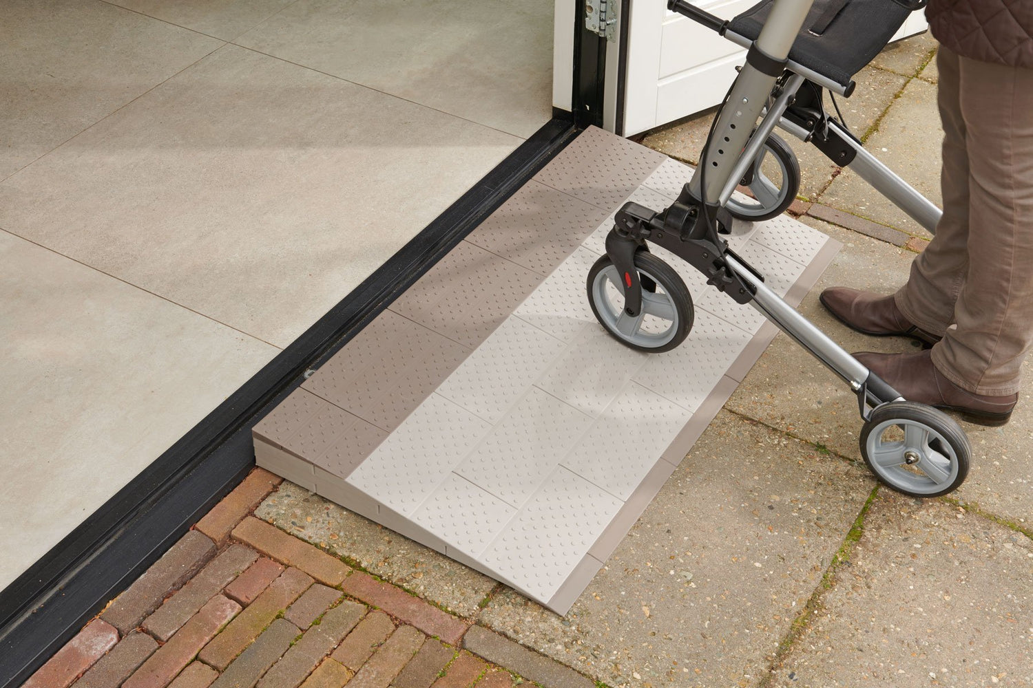 SecuCare Aide au seuil modulaire set d'élargissement